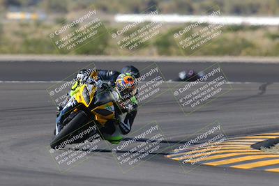 media/Nov-06-2022-SoCal Trackdays (Sun) [[208d2ccc26]]/Turn 11 (10am)/